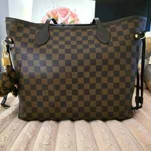 Louis Vuitton Neverfull Damier Ebene Rose